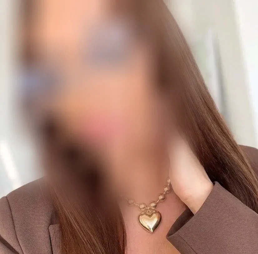 Simone, 36