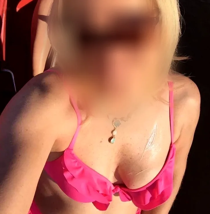 Stefanie, 39