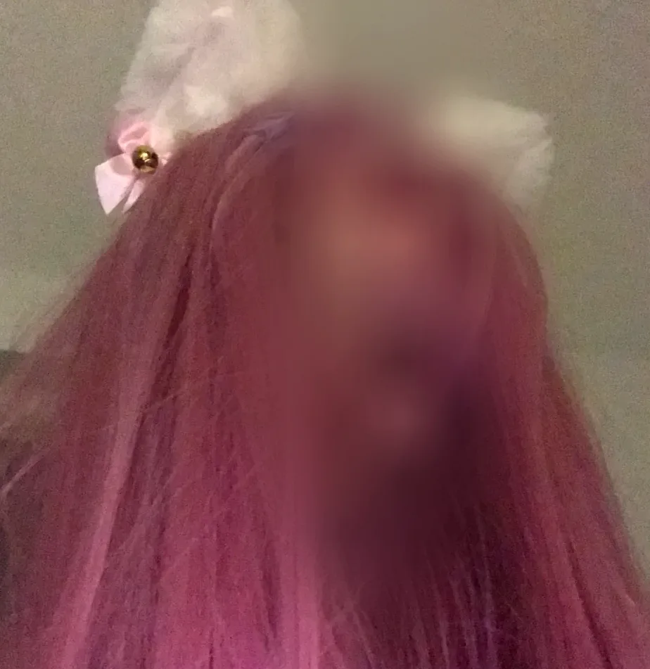 Theresa, 22